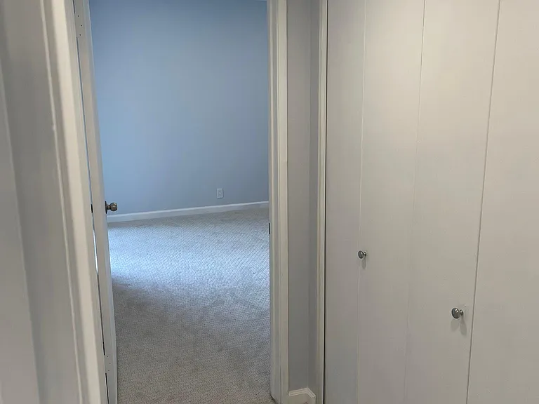 1525 E Appleton St #306 — Photo 7