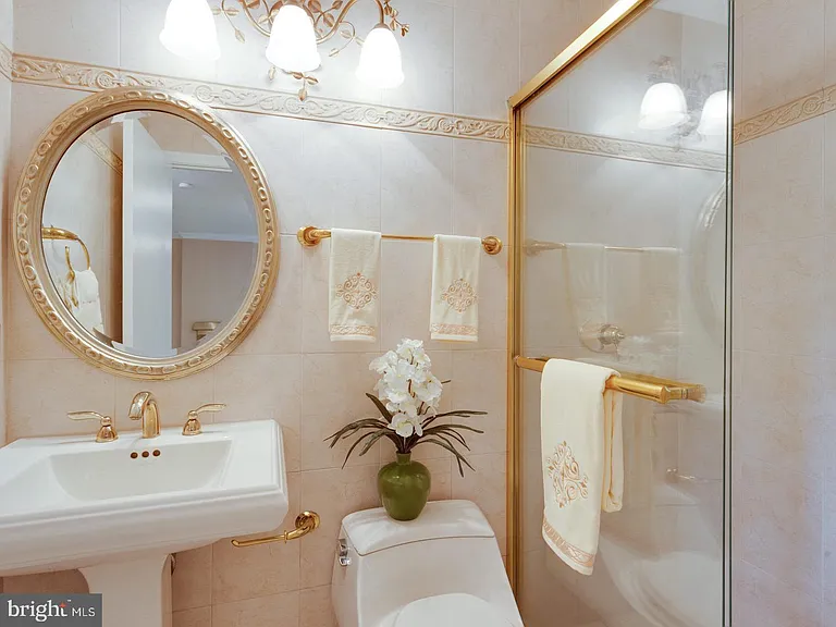 10522 Brevity Dr — Photo 11