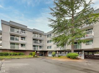 6420 Buswell St #212, Richmond, BC V6Y 2G3