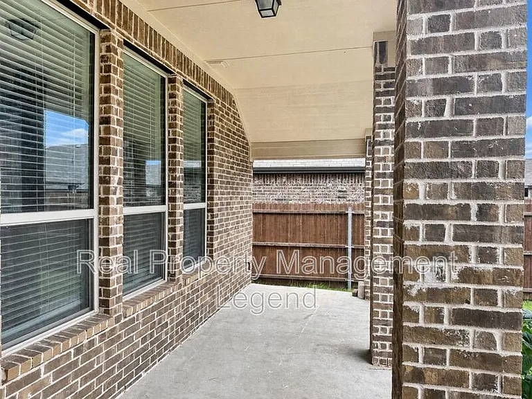 417 Cooper St — Photo 23