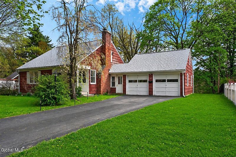 2nd image of 15 Morningside Drive