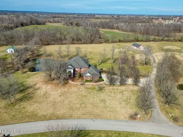 1014 Majestic Oaks Way, Simpsonville, KY 40067