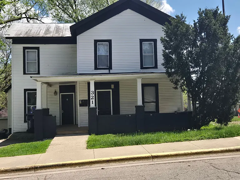 321 S Union St — Photo 1