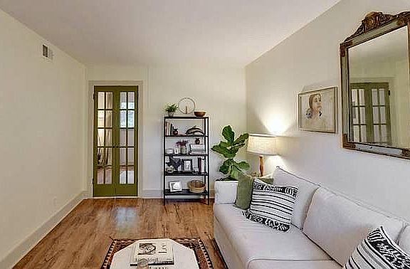 3rd image of 5623 Woodrow Ave APT 9