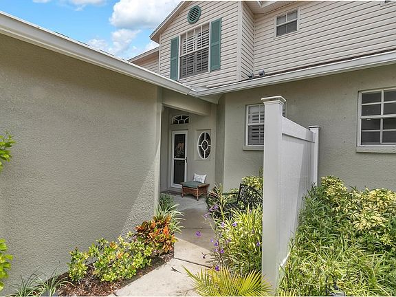 3rd image of 5350 Neil Dr #5350