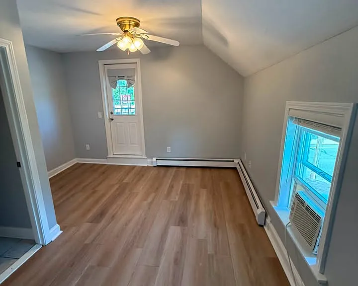 780 Park Ave #2L — Photo 3