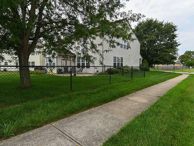 8405 Swift Ct — Photo 61