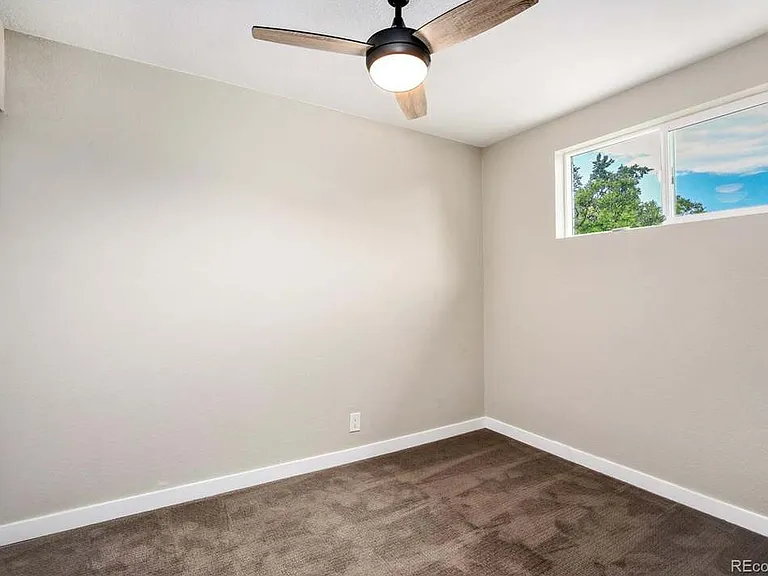 4340 N Decatur St — Photo 17