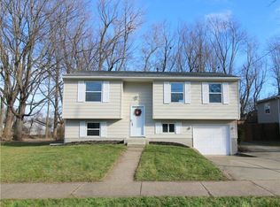 240 Hayer Dr, Painesville, OH 44077