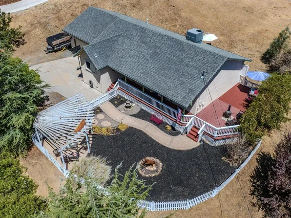 3335 Crowell Ln, Valley Springs, CA 95252