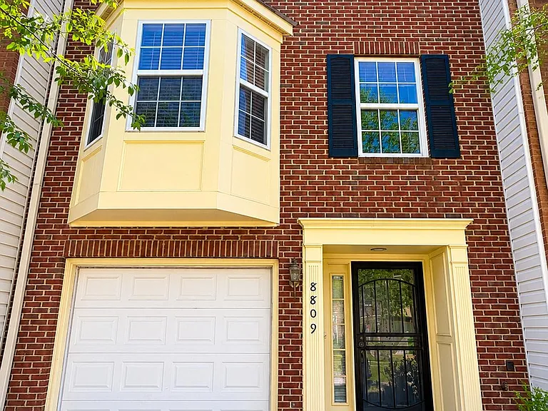8809 Francisco Ct — Photo 1