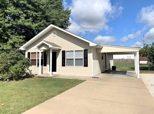1319 W Jackson, Bolivar, MO 65613