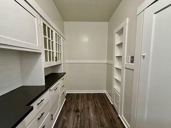 5th image of 75 Gough St APT 15
