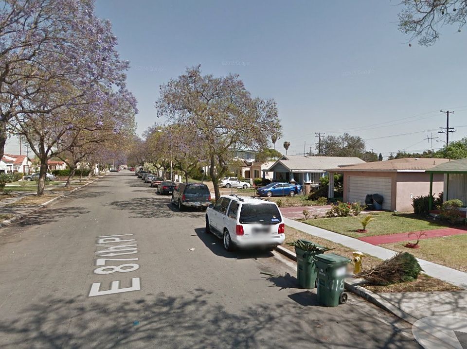 2nd image of 1118 E 87th Pl