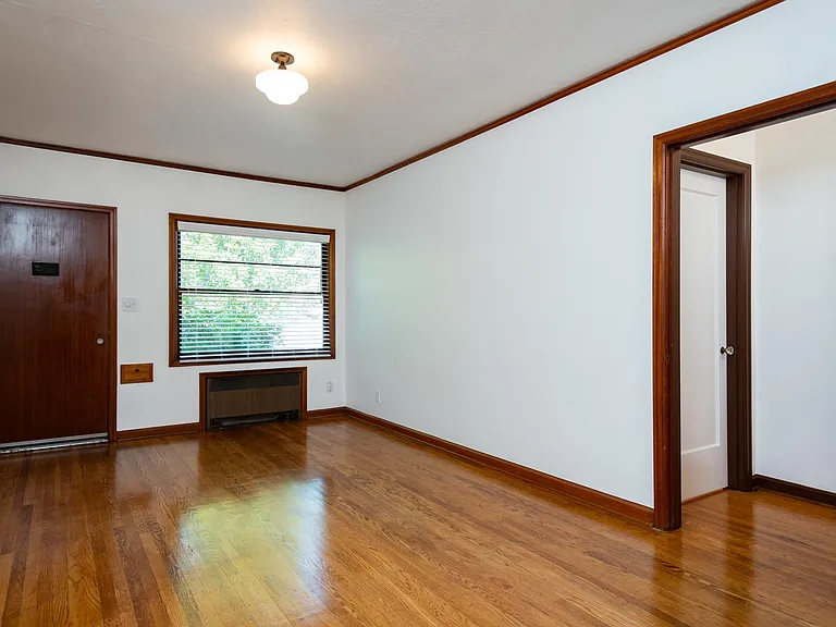 2500 NE Weidler St — Photo 14