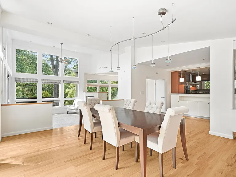 12 Seely Pl — Photo 8