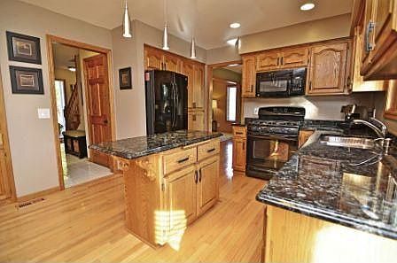 5th image of 10981 Blossom Rd
