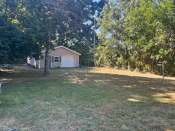 5th image of 6838 E T Ave