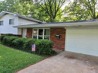 29 Chamberlain Ct, Belleville, IL