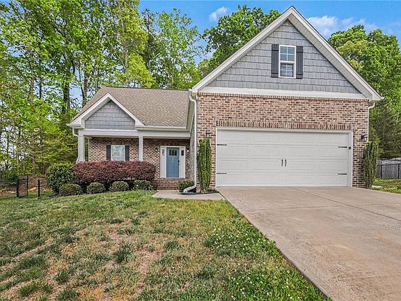 3rd image of 496 Quick Silver Dr