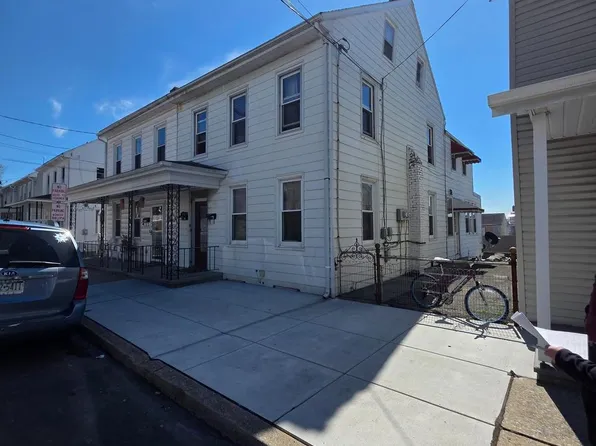 528 Maple St, Lebanon, PA 17046