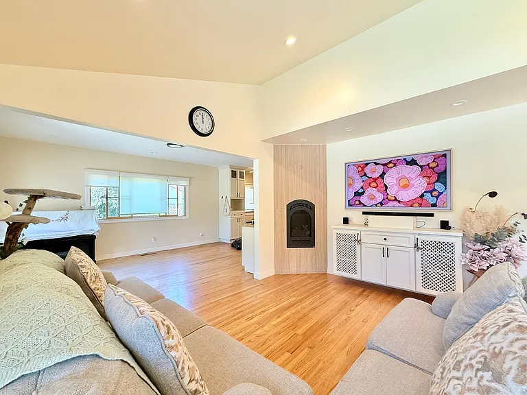 12291 Titus Ave — Photo 10