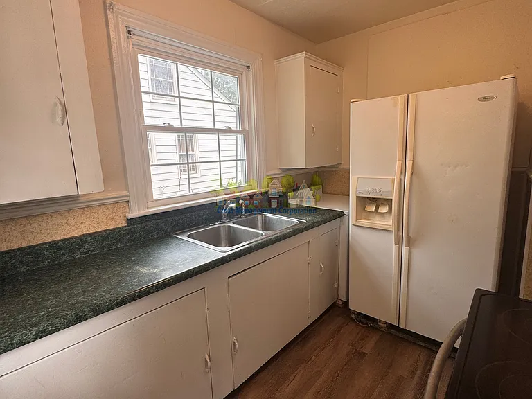 605 W Constance Rd — Photo 11