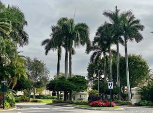 10918 NW 69th Ter, Doral, FL 33178