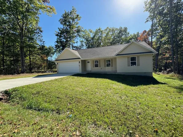 3058 Niska Dr, Crossville, TN 38572