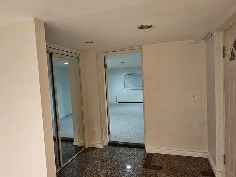 6845 Broadway — Photo 15