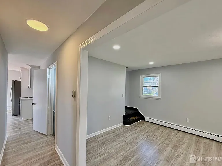 35 Fiat Ave — Photo 16