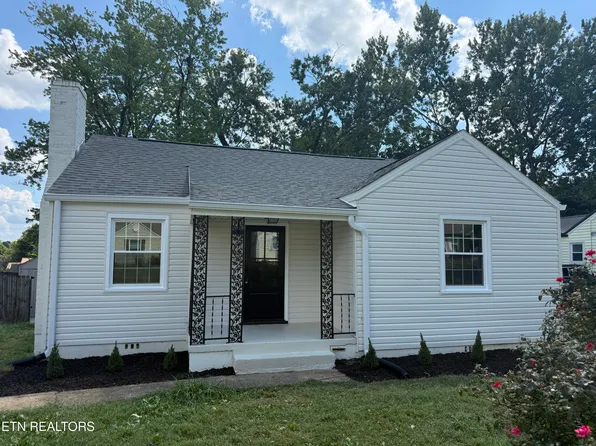 854 Burroughs Rd, Alcoa, TN 37701