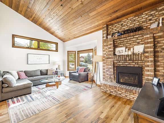 5th image of 5646 Yorkton Ln