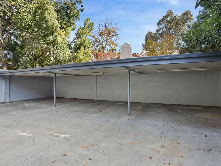 248 W Knoles Way — Photo 21