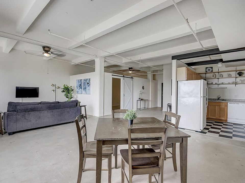 Natural light & spacious floor plans