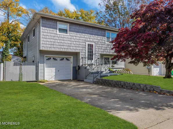 300 Beachwood Way, Cliffwood Beach, NJ 07735