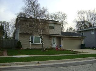 8505 Westbrook Dr, Sturtevant, WI 53177