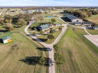 10693 Bobbie Ln, Pilot Point, TX 76258