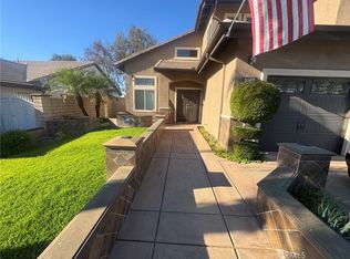 1059 Silvercreek Rd, Corona, CA 92882