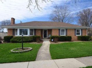 6924 Pershing Blvd, Kenosha, WI 53142