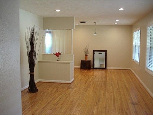 1st image of 5835 Moonmist Dr
