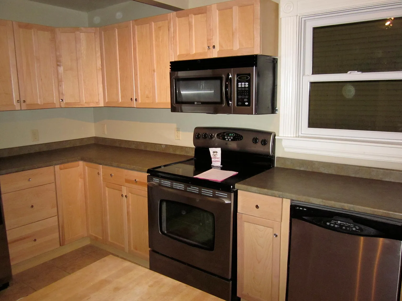 4 bed, $5,100 — Photo 4