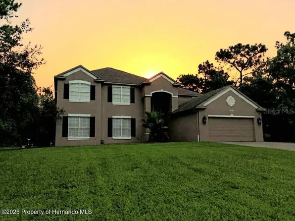 11013 Desert Sparrow Ave, Weeki Wachee, FL 34613