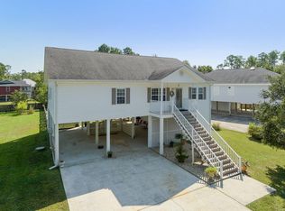 102 Birch Dr, Pass Christian, MS 39571