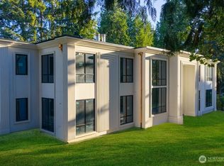 2837 Evergreen Point Rd, Medina, WA 98039