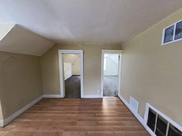 11326 Saint Aubin St #2 — Photo 4