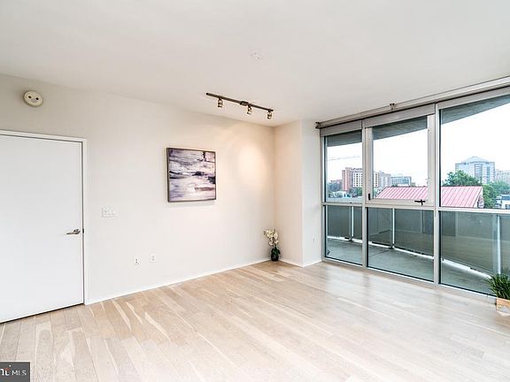 4th image of 3409 Wilson Blvd Unit 311