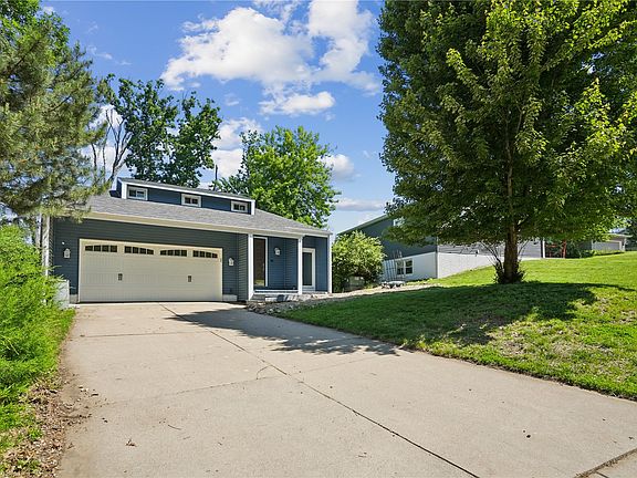 2nd image of 2312 Chestnut Ct NE