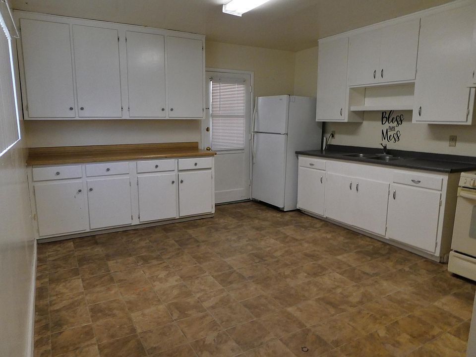 1st image of 1 Madrona St