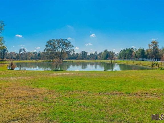 4th image of 34483 Quarter Horse Ln